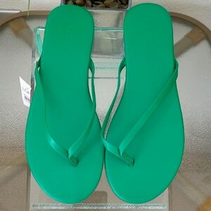 LOFT Green Sandals Minimalist Thong Style
